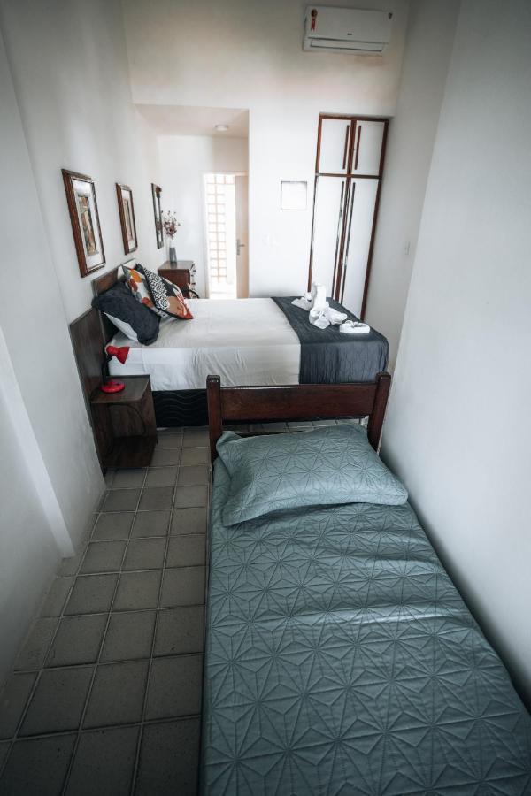 Porto Paraiso Hostel Порту-де-Галиньяш Экстерьер фото