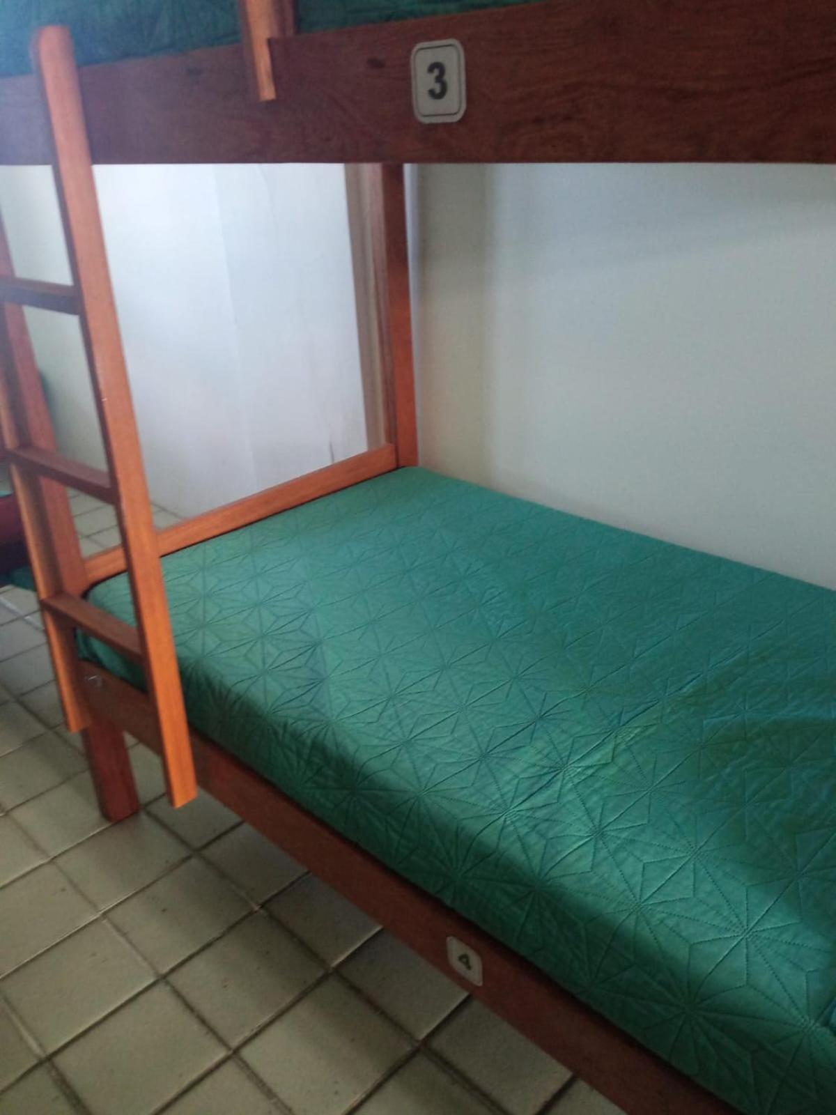 Porto Paraiso Hostel Порту-де-Галиньяш Экстерьер фото