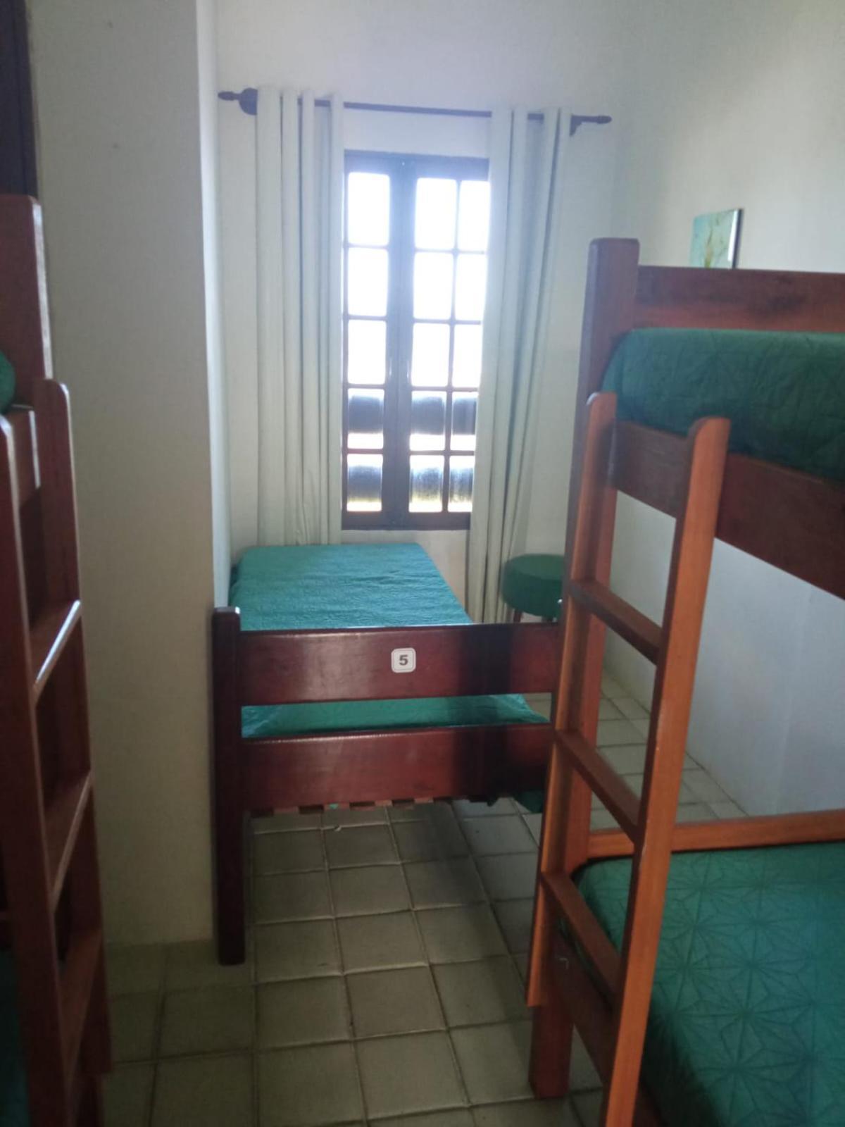 Porto Paraiso Hostel Порту-де-Галиньяш Экстерьер фото
